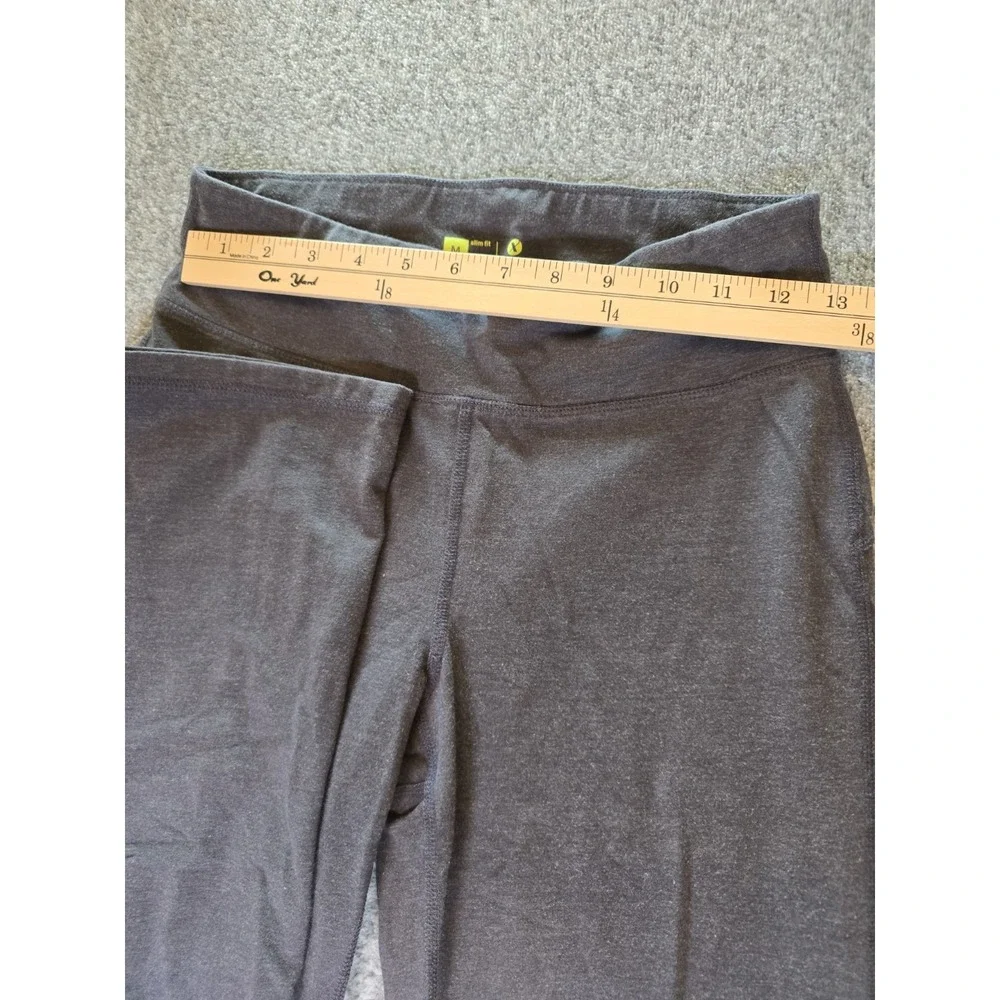 Xersion medium slim fit gray yoga/fitness pants